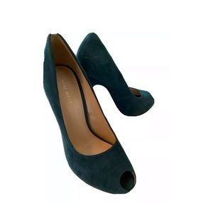 Nine West suede peep toe pumps- women’s  sz8